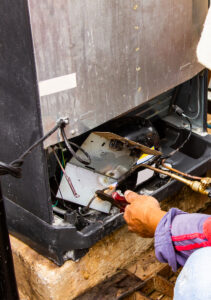 Conserto de Geladeira em Montes Claros-MG | Assistência Técnica Perto de Mim servico-conserto-geladeira (3)
